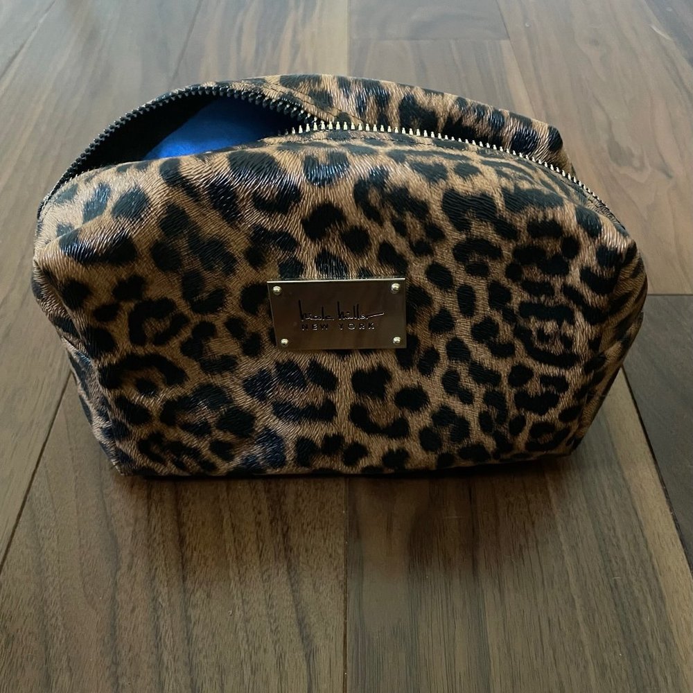 Cheetah Cosmetics Toiletry Makeup Case Travel Bag  Animal Print Tan/Black